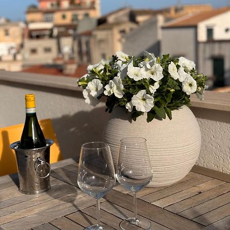 A Cala Suite & Apartment Palermo Esterno foto
