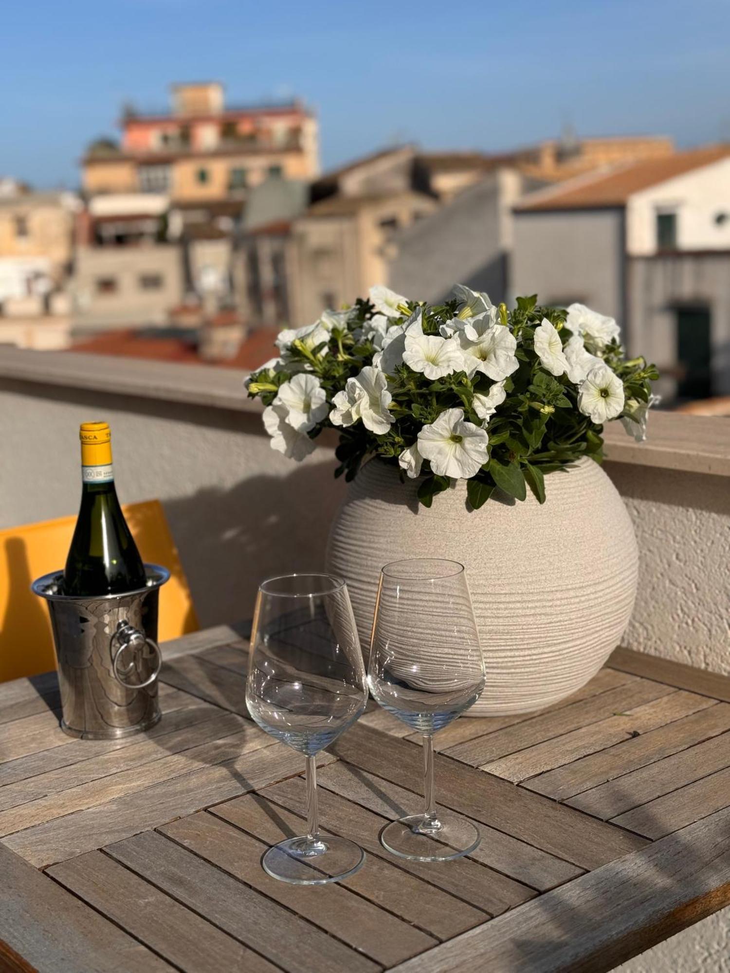 A Cala Suite & Apartment Palermo Esterno foto