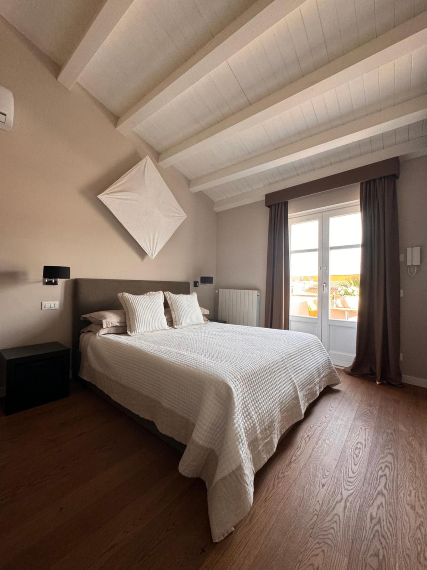 A Cala Suite & Apartment Palermo Esterno foto